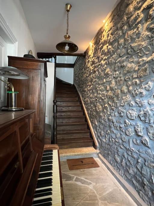 Vila Madame Parisienne Nafpaktos Exteriér fotografie
